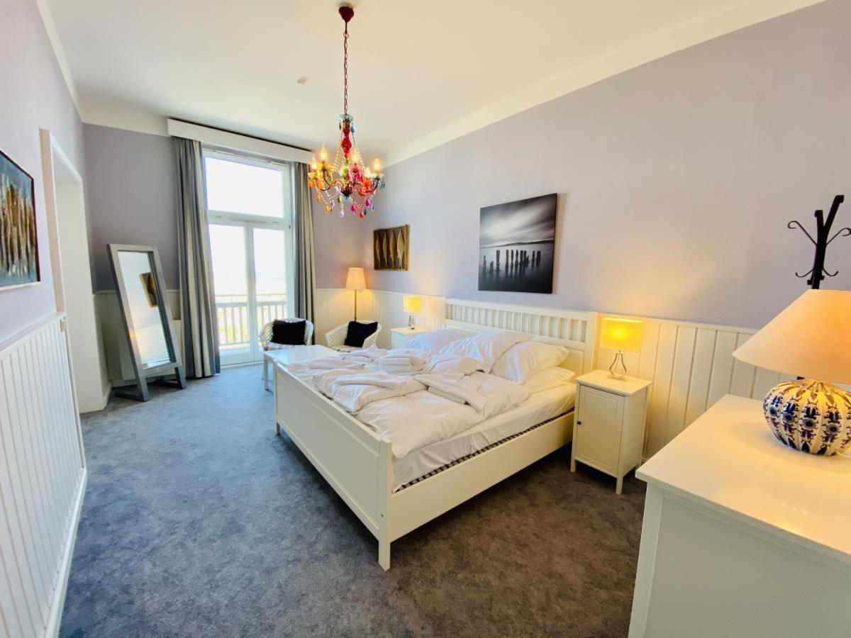 Berringer, Backbord, Direkt An Der Promenade Apartment Rostock Exterior photo