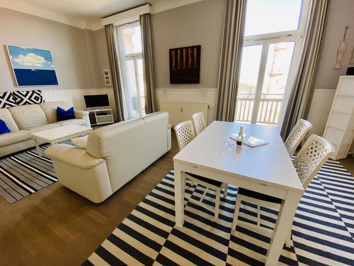 Berringer, Backbord, Direkt An Der Promenade Apartment Rostock Exterior photo